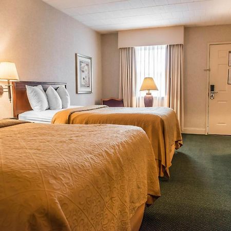 Quality Inn Pittsburgh Airport Oakdale Ngoại thất bức ảnh