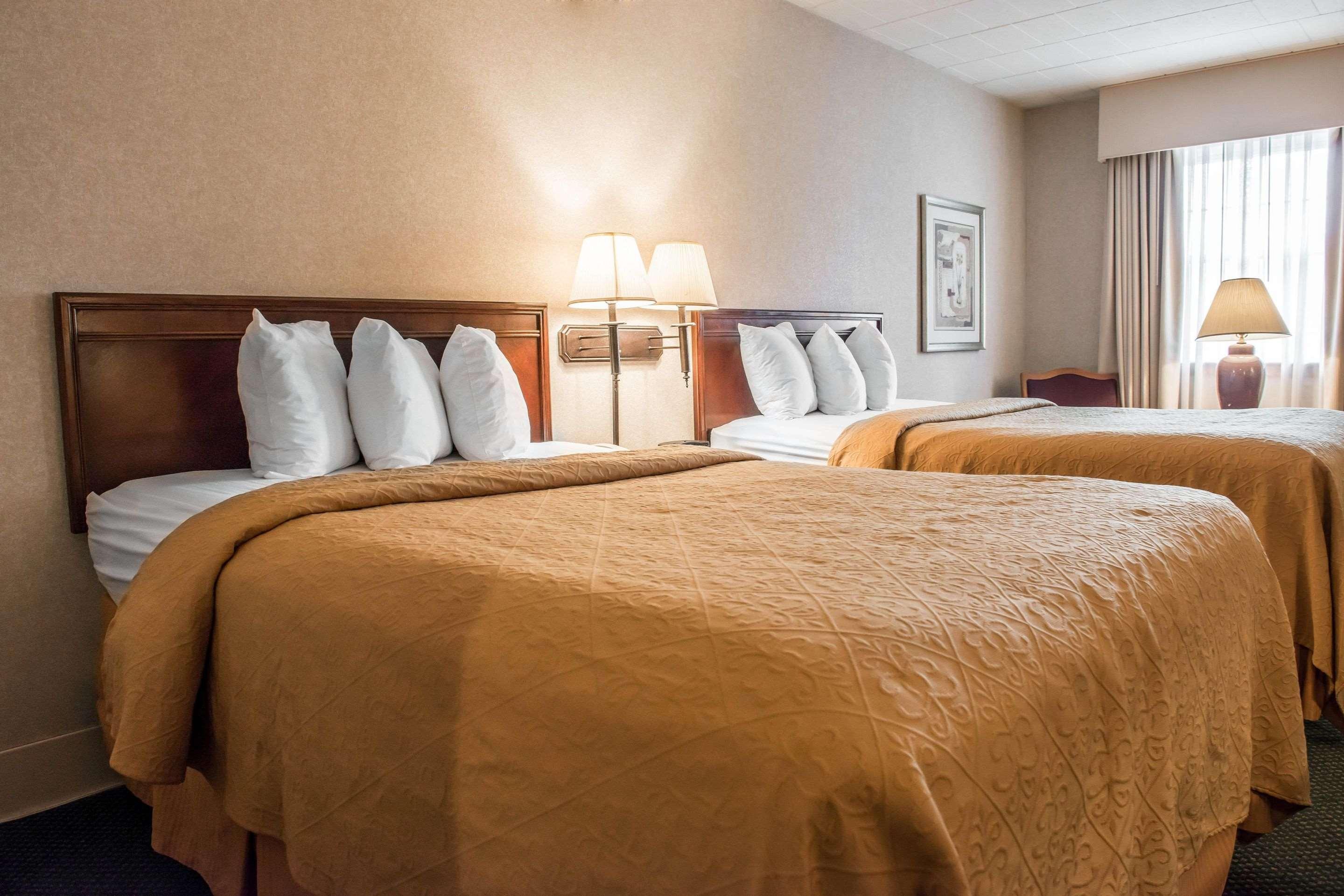 Quality Inn Pittsburgh Airport Oakdale Ngoại thất bức ảnh