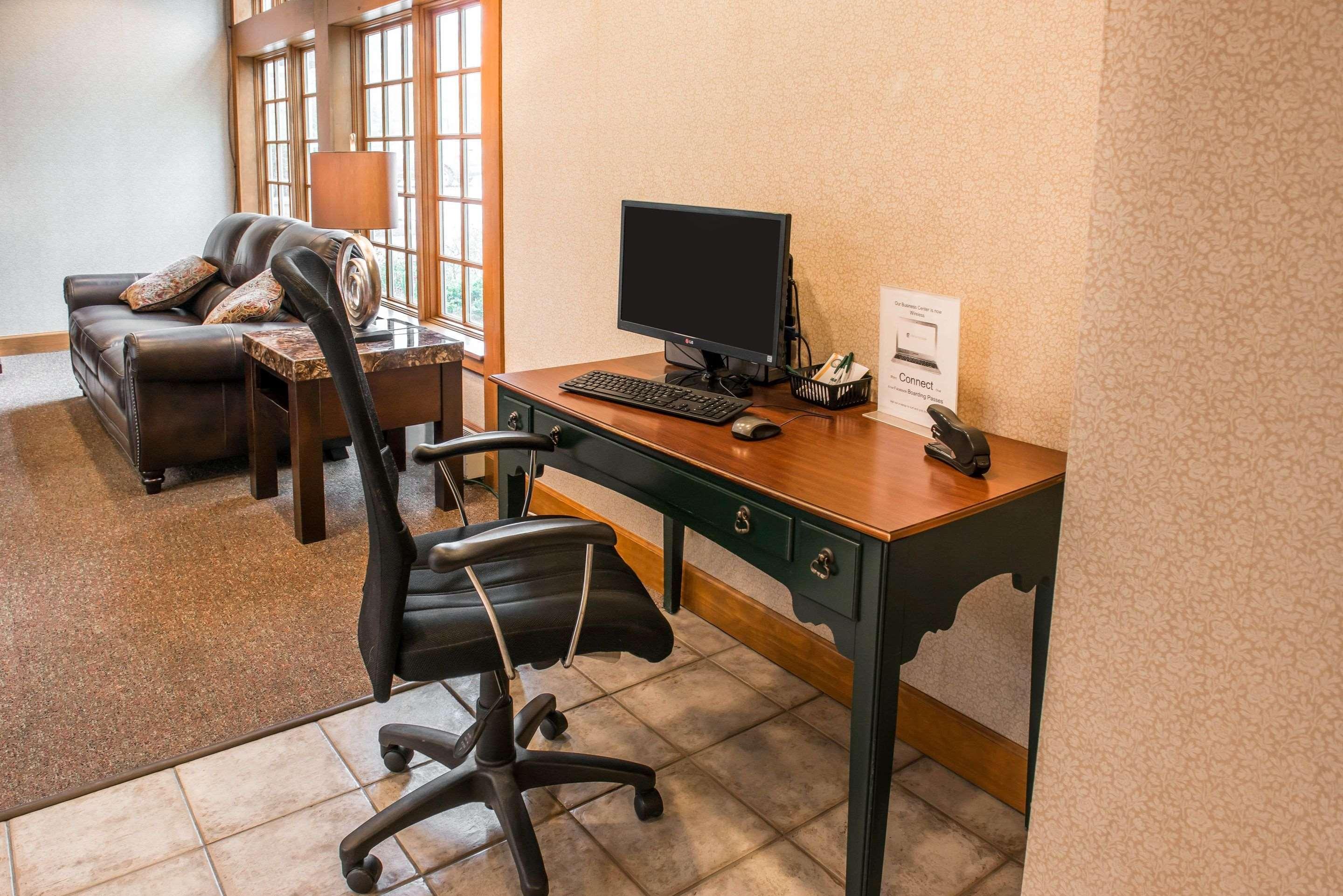 Quality Inn Pittsburgh Airport Oakdale Ngoại thất bức ảnh