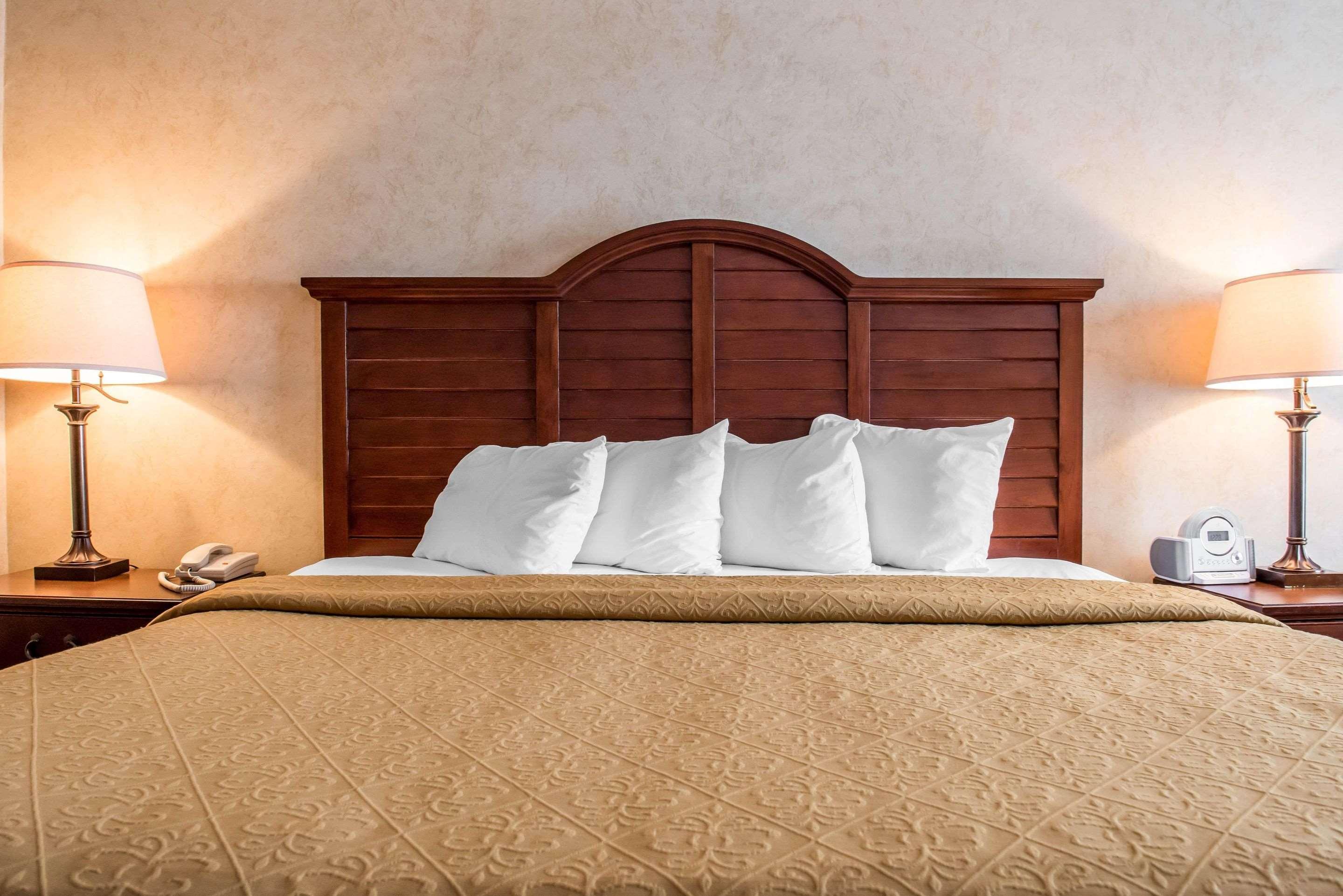 Quality Inn Pittsburgh Airport Oakdale Ngoại thất bức ảnh