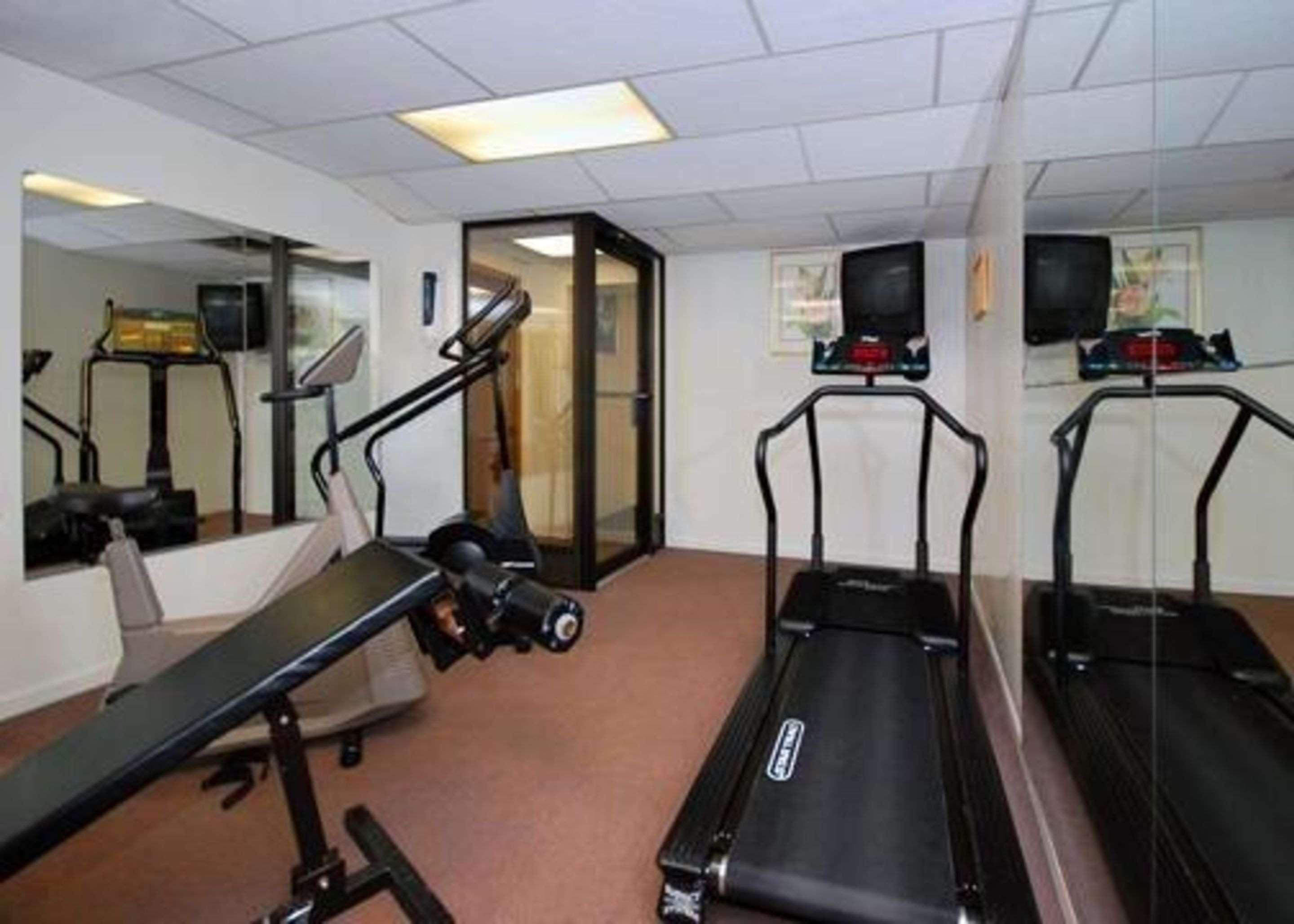 Quality Inn Pittsburgh Airport Oakdale Ngoại thất bức ảnh