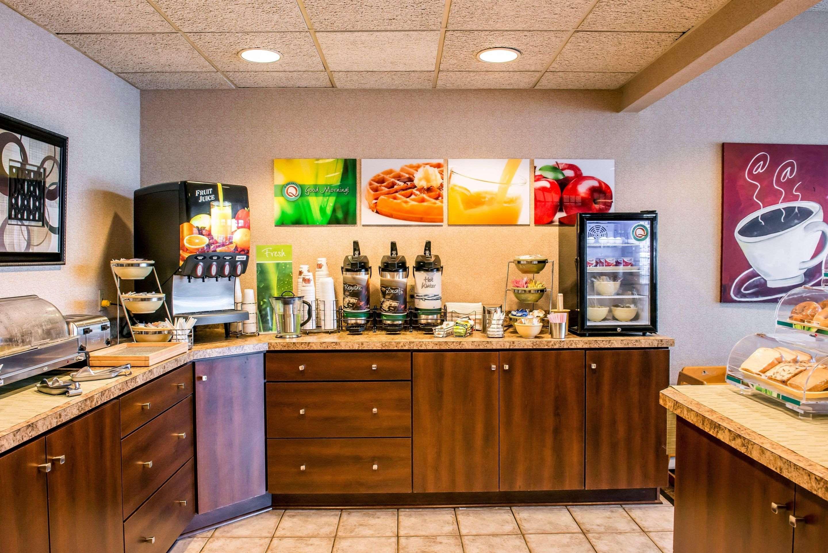 Quality Inn Pittsburgh Airport Oakdale Ngoại thất bức ảnh