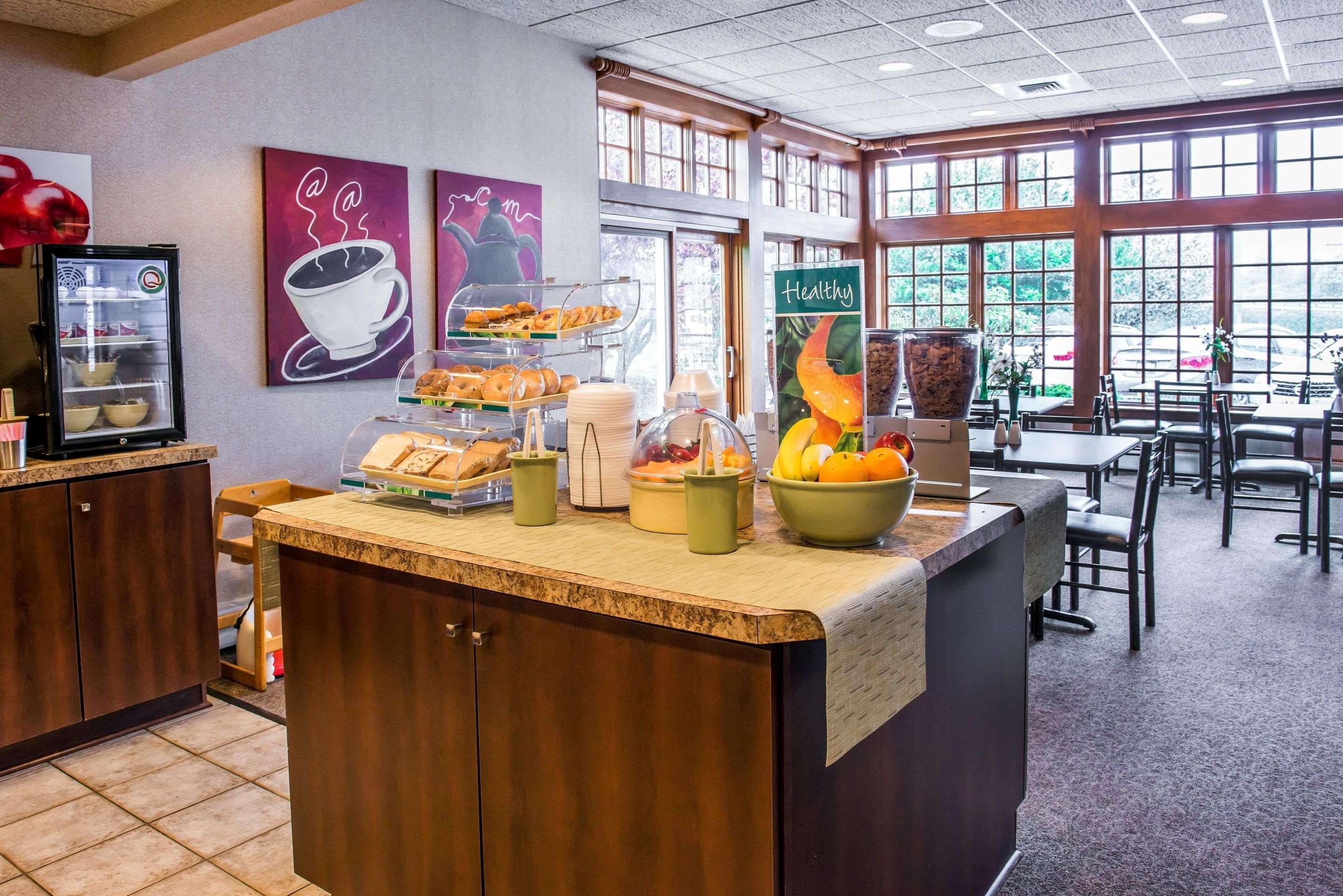 Quality Inn Pittsburgh Airport Oakdale Ngoại thất bức ảnh