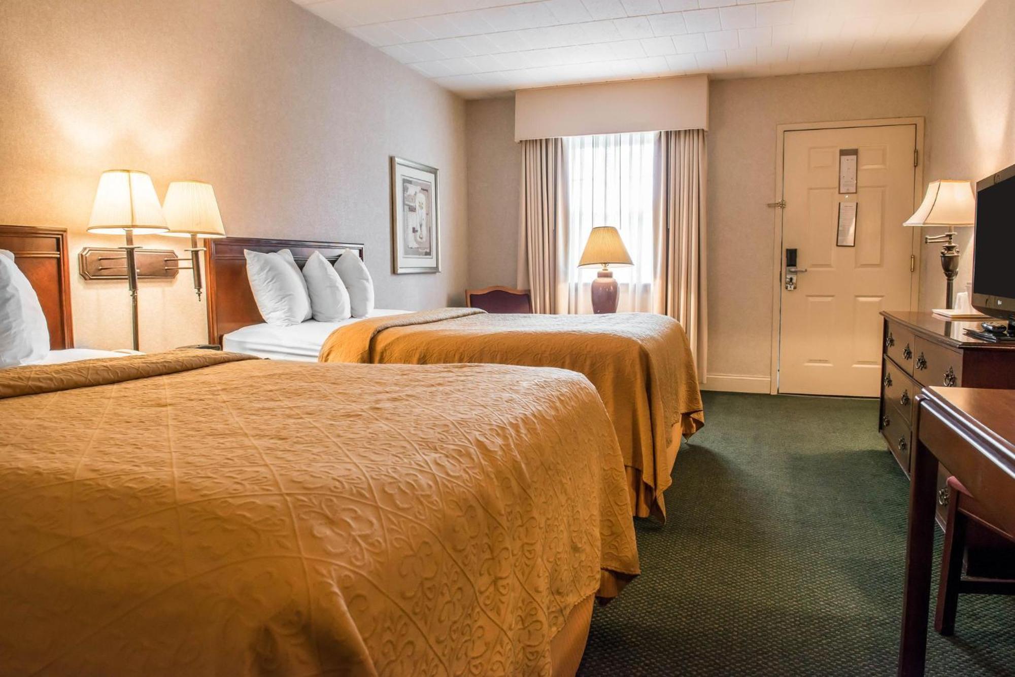 Quality Inn Pittsburgh Airport Oakdale Ngoại thất bức ảnh