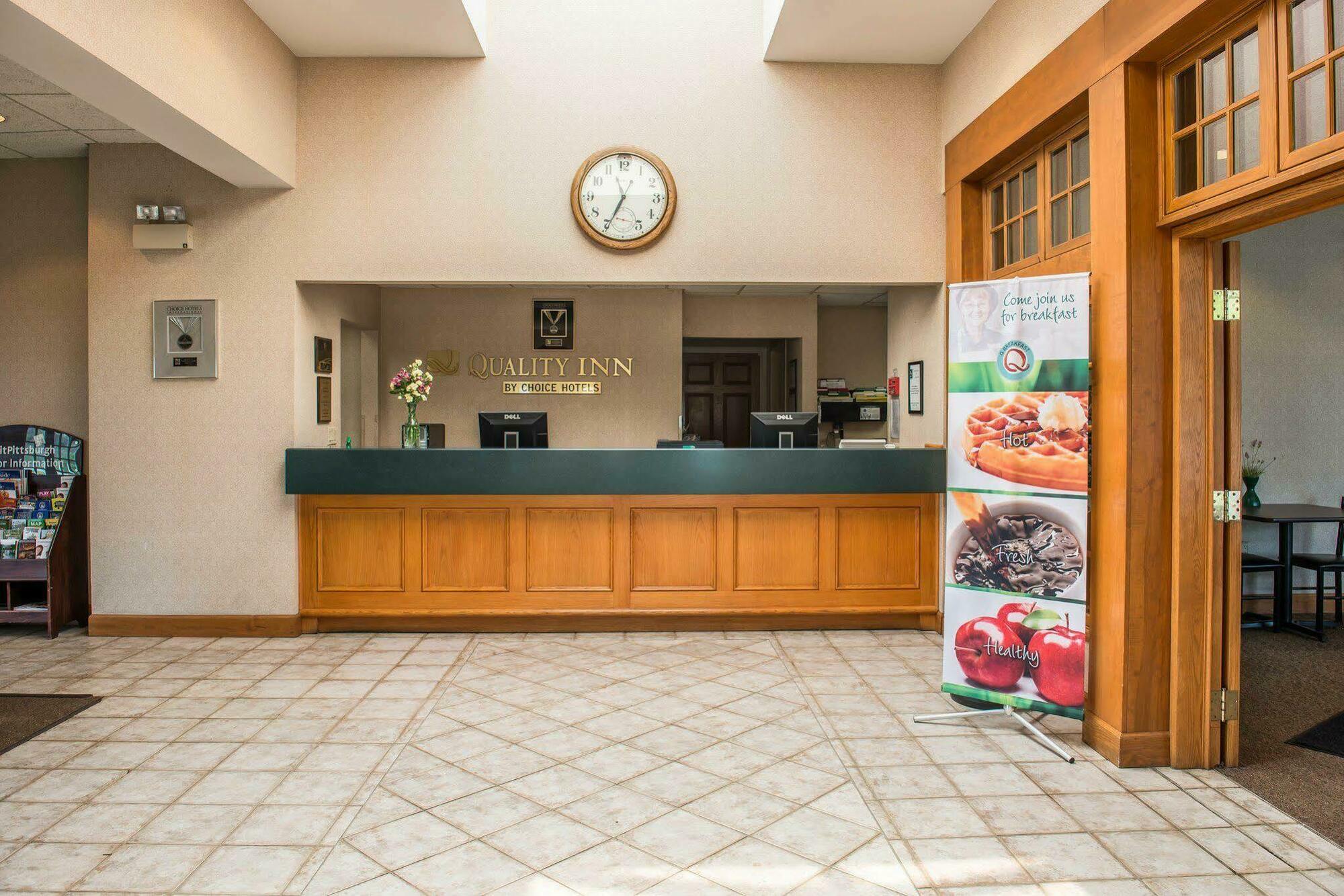 Quality Inn Pittsburgh Airport Oakdale Ngoại thất bức ảnh